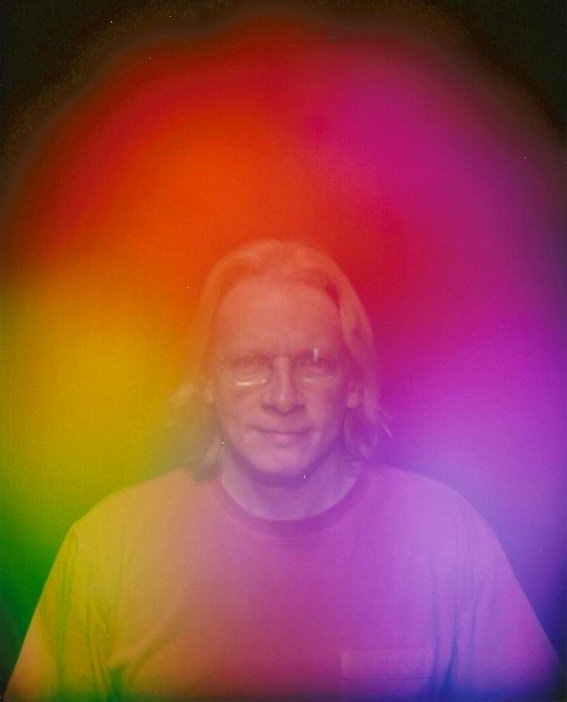 Aura Photography showing Allen after short Violet Ray Crystal Resonator Chakra Balancing